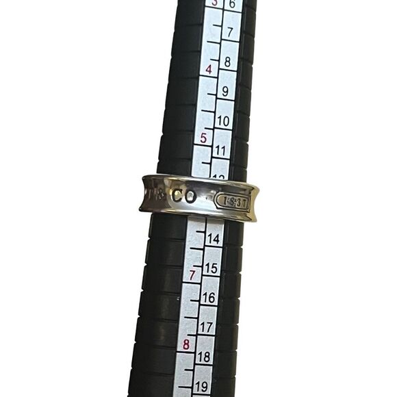 Unisex Tiffany & Co 1837 Concave Ring - sz 5.75-6.0 - 925 Silver - Picture 6 of 8